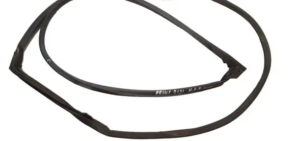Toyota Prius (XW30) Rubber seal front door (on door) 6786247030