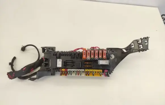Mercedes-Benz GLE AMG (W166 - C292) Fuse module A1665402350 TAP2577112