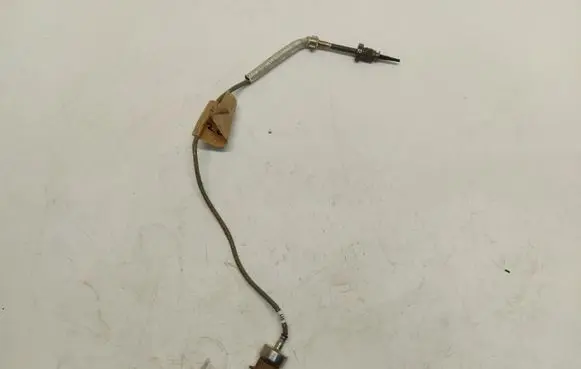 Volkswagen Multivan T7 Exhaust gas temperature sensor 05l919529j