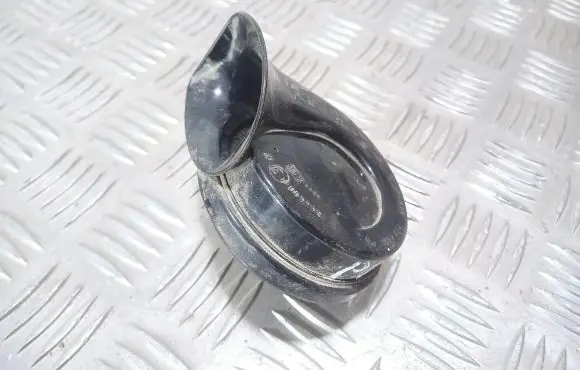 Audi A4 S4 B6 8E 8H Horn signal 8E0951223