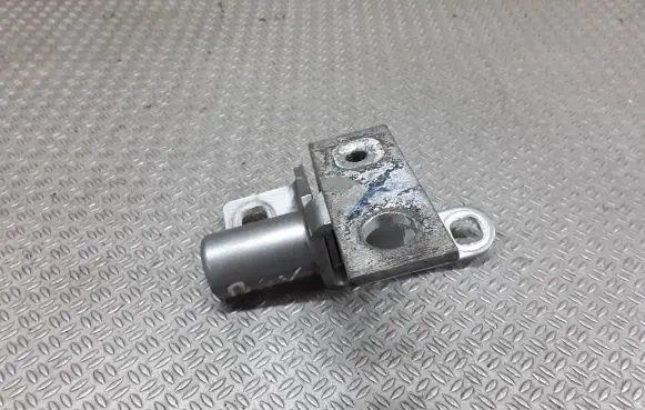 Rear door upper hinge