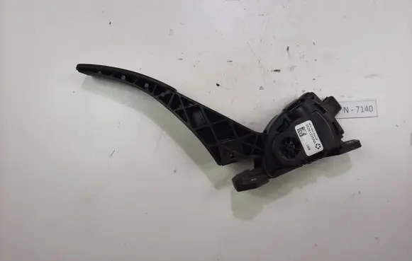 Chrysler Grand Voyager V Accelerator throttle pedal 05281225AA