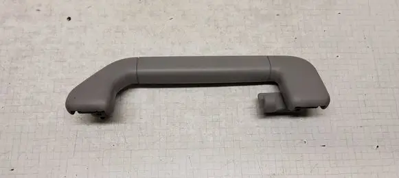 Volkswagen Touareg I Front interior roof grab handle 7L0857608A