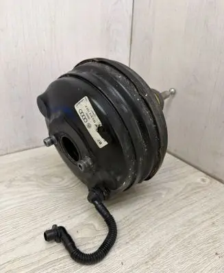 Audi A4 S4 B7 8E 8H Brake booster 8E0612105P 7622 G22T