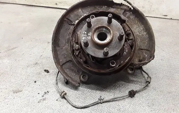 Subaru Forester SH Rear wheel hub spindle/knuckle