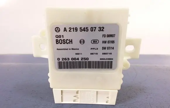 Mercedes-Benz CLS C219 Parking PDC control unit/module A2195450732