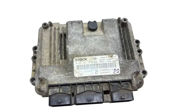 Nissan Primera Engine control unit/module 0281011644