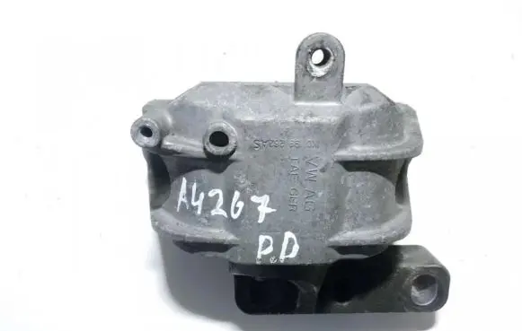 Skoda Octavia Mk2 (1Z) Engine mount bracket 1k0199262as