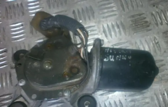 Nissan Sunny Wiper motor