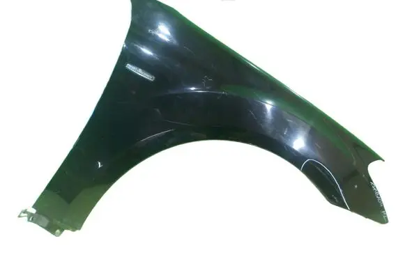 Mercedes-Benz ML W164 Fender PRZOD PRAWY