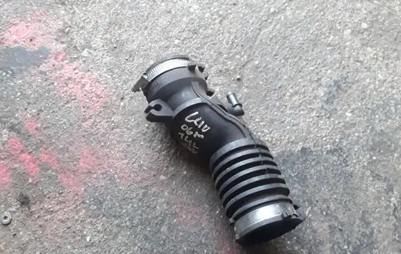 Renault Clio II Intercooler hose/pipe 8200424266