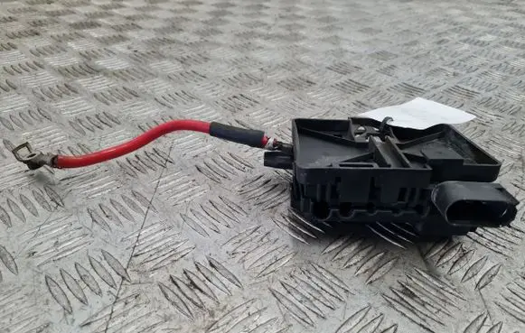 Volkswagen Sharan Fuse module 7M3937509A