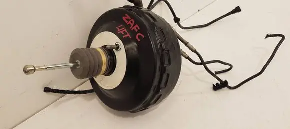 Opel Zafira C Brake booster 39060132
