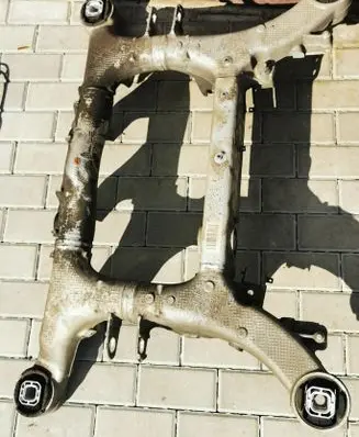 BMW 7 F01 F02 F03 F04 Rear subframe 6775880 6775837