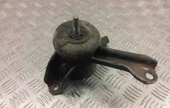 KIA Stonic Engine mount bracket
