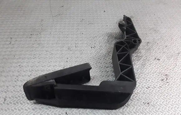 Volkswagen PASSAT B5 Accelerator throttle pedal 8D1721506