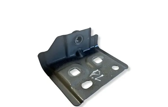 Mercedes-Benz EQB Fender mounting bracket A2476205700