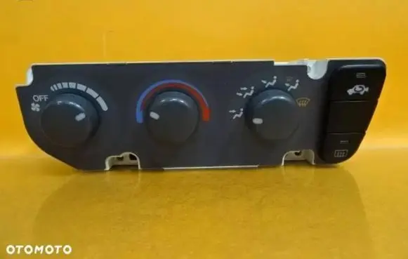 Honda CR-V Interior fan control switch BQ919-399