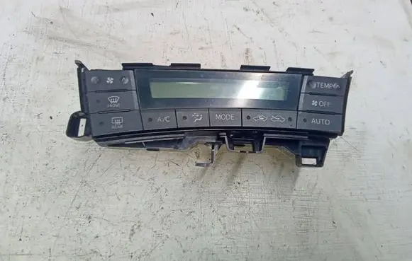 Toyota Prius (XW30) Climate control unit 75D725