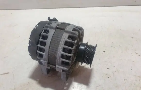 Volvo XC60 Generator/alternator 30659580 0125812009 14V100215A