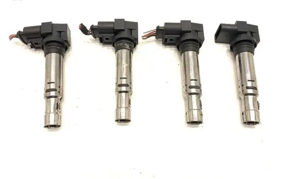 Volkswagen Golf V High voltage ignition coil R0401S00403