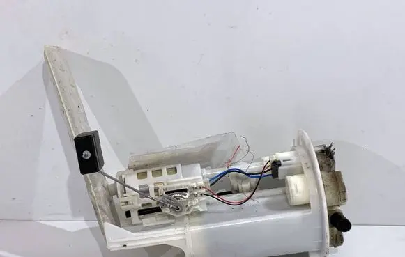 Toyota Yaris In-tank fuel pump 77704-0D070