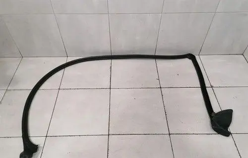 Bentley Flying Spur Rubber seal front coupe door window 3SD867367B