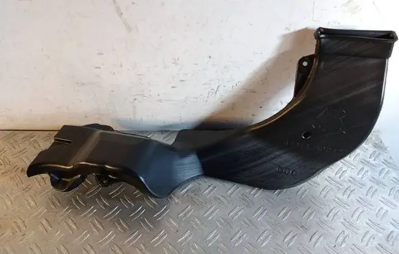 Toyota RAV 4 (XA40) Cabin air duct channel 8721242070