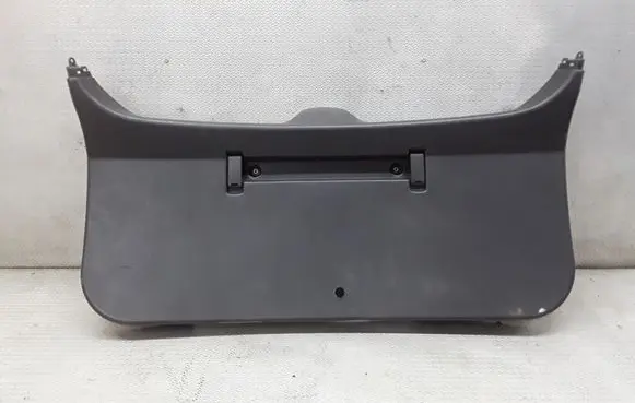 Opel Astra H Tailgate trim 13201328