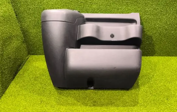 Dashboard lower bottom trim panel