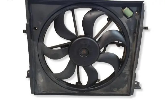 Nissan Qashqai Electric radiator cooling fan M167587 FS2078