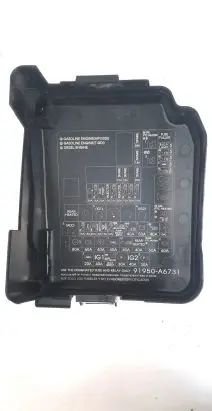Hyundai i30 Fuse box cover 91950A6731