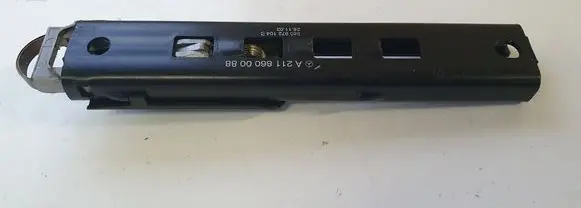 Mercedes-Benz E AMG W212 Seat belt adjustment motor 