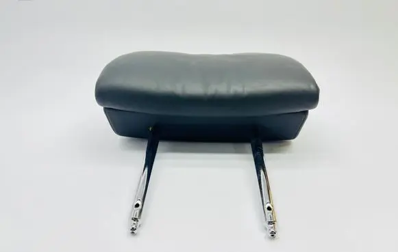 BMW 7 F01 F02 F03 F04 Front seat headrest 