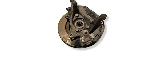 Toyota Yaris XP210 Front wheel hub