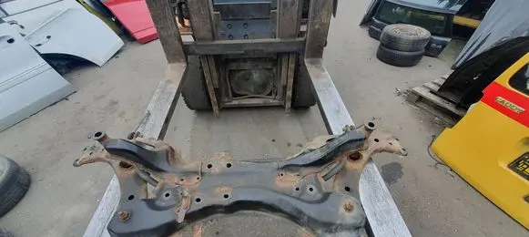 Toyota Auris E180 Front subframe