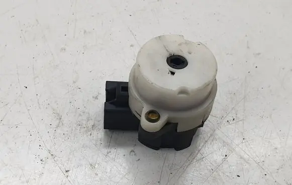 Volvo S80 Ignition lock contact 8645228