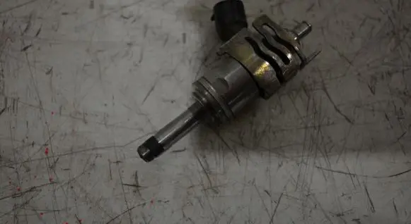 Toyota RAV 4 (XA50) Fuel injector 2325025010