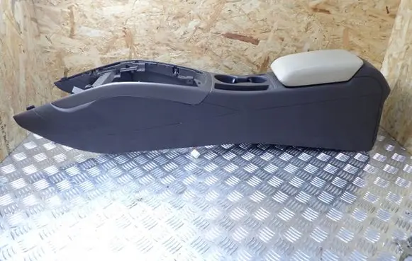 Audi A4 S4 B8 8K Center console 8K0864981D 0000240091