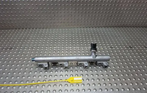 Suzuki SX4 S-Cross Fuel main line pipe S27730833 0261545189