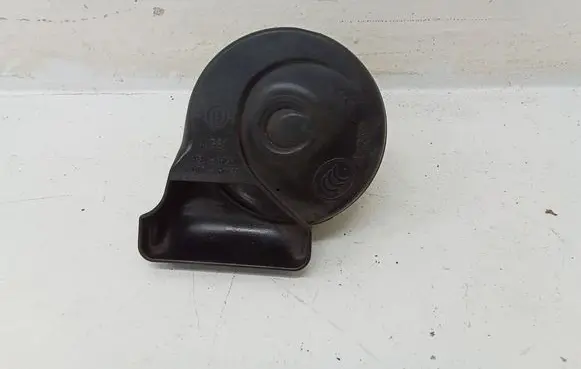 Mercedes-Benz E W212 Horn signal A046522