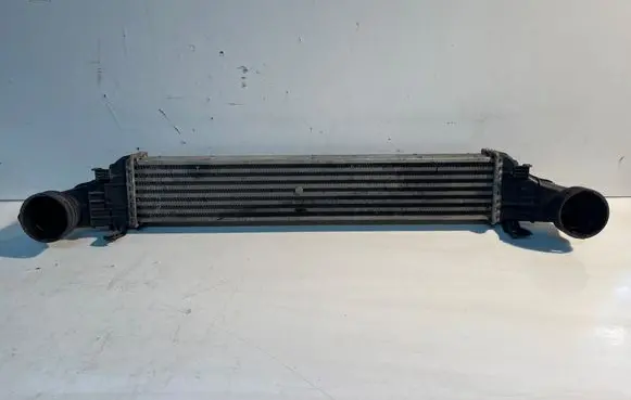 Mercedes-Benz E W211 Intercooler radiator A2115001102