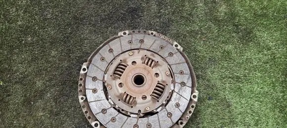 Audi A3 S3 8P Clutch pressure plate 036141032