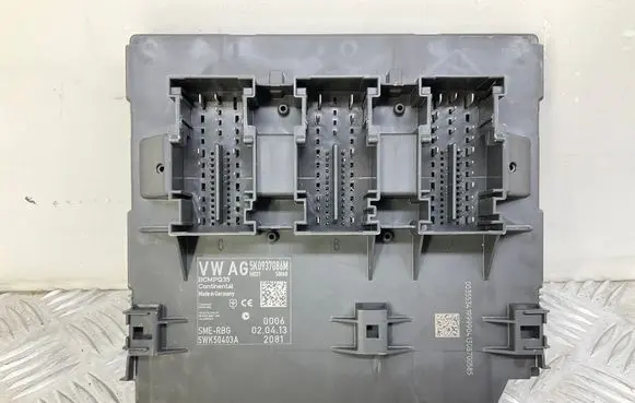 Volkswagen Tiguan Comfort/convenience module 5K0937086M