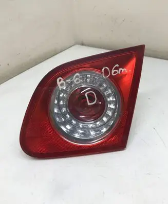 Volkswagen PASSAT B6 Tailgate rear/tail lights