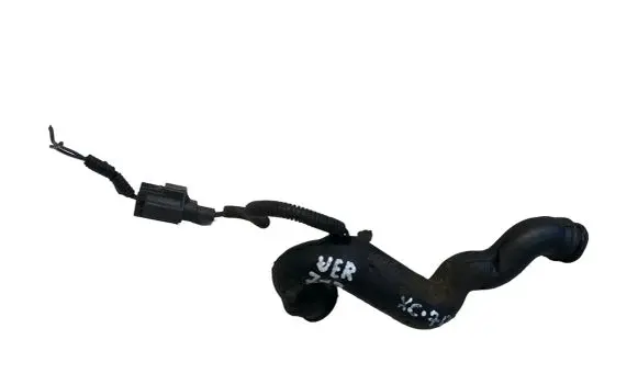 Volvo XC70 Breather/breather pipe/hose 30788009