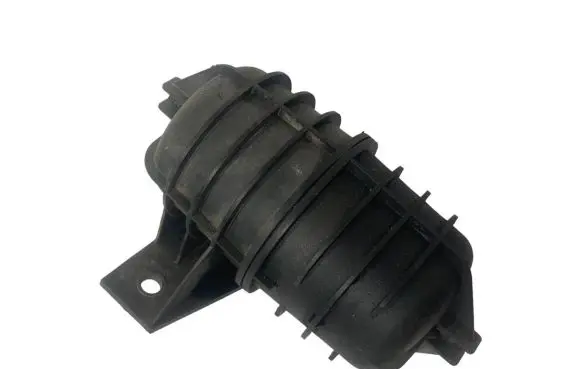 Vacuum air tank