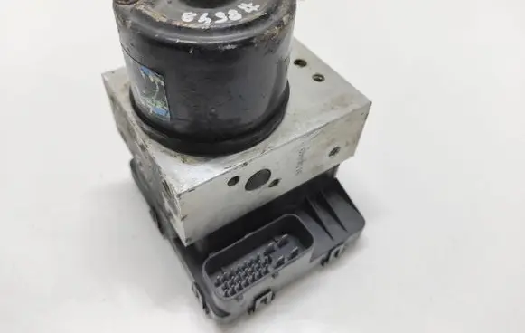 Hyundai Santa Fe ABS Pump 9566026500 5890026150 BH60101110