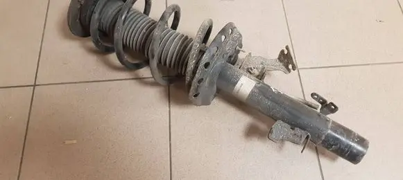 Land Rover Range Rover Evoque L538 Front shock absorber with coil spring 36l61a