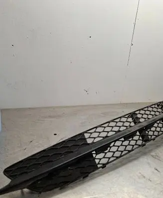 Dash center air vent grill